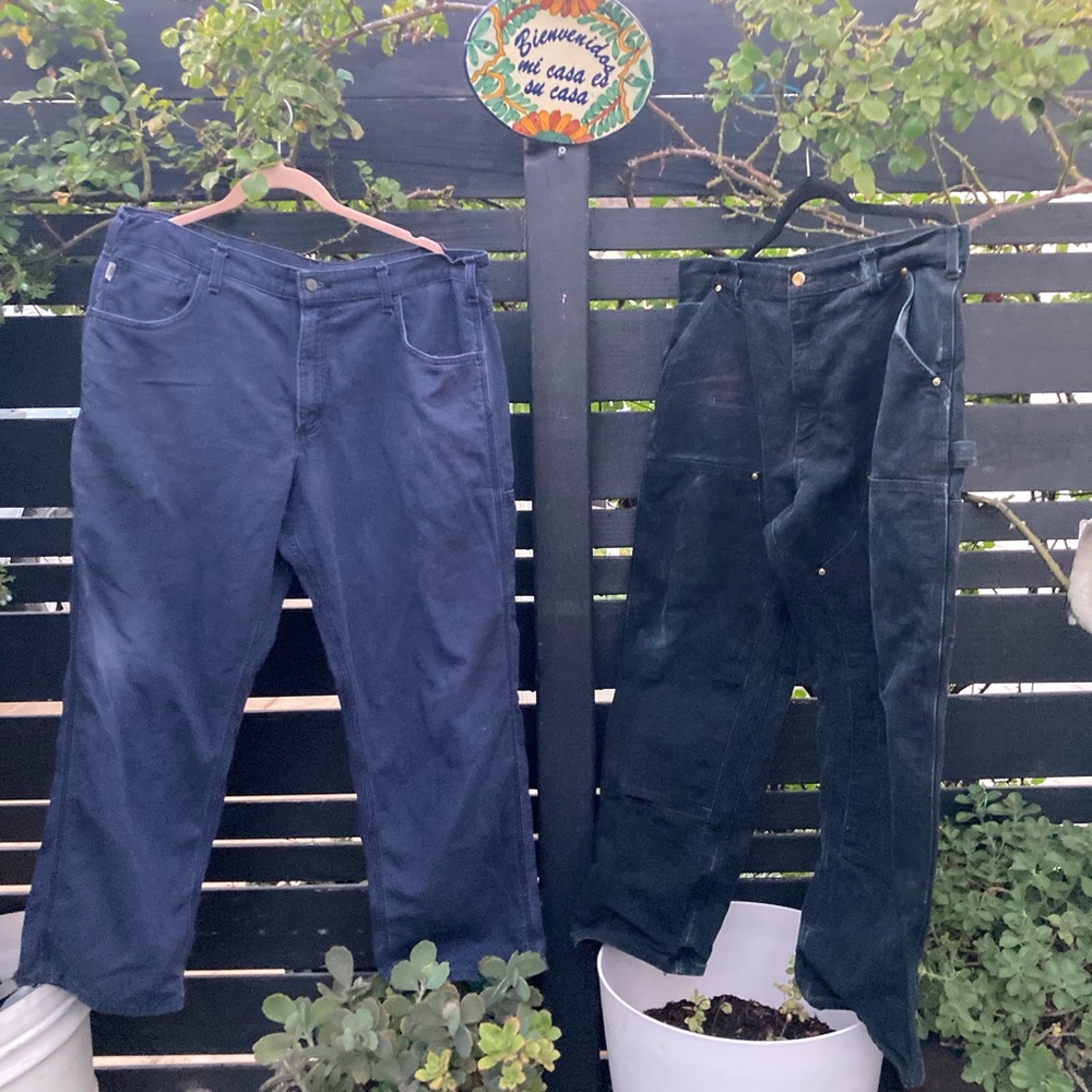 Carhartt double knee and loose fit pants